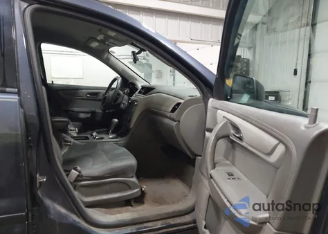 2014 Chevrolet Traverse Ls from USA, damaged, VIN 1GNKVFED0EJ114484